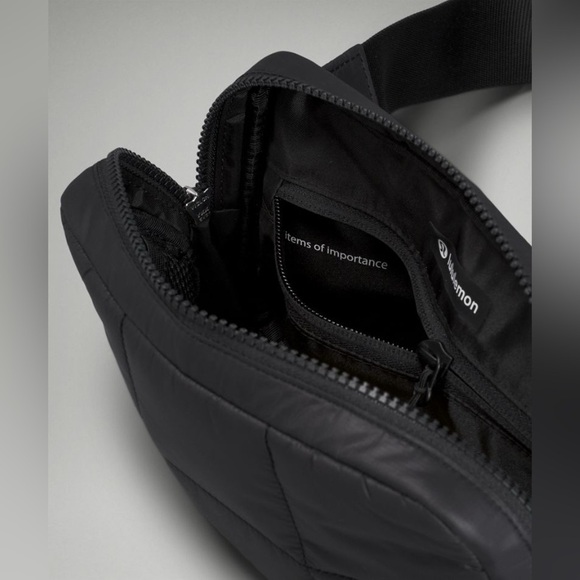 Lululemon quilted grid belt bag 1.5L - Picture 3 of 11